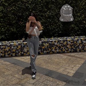 Abercrombie and Fitch 90s Straight Ultra High Rise